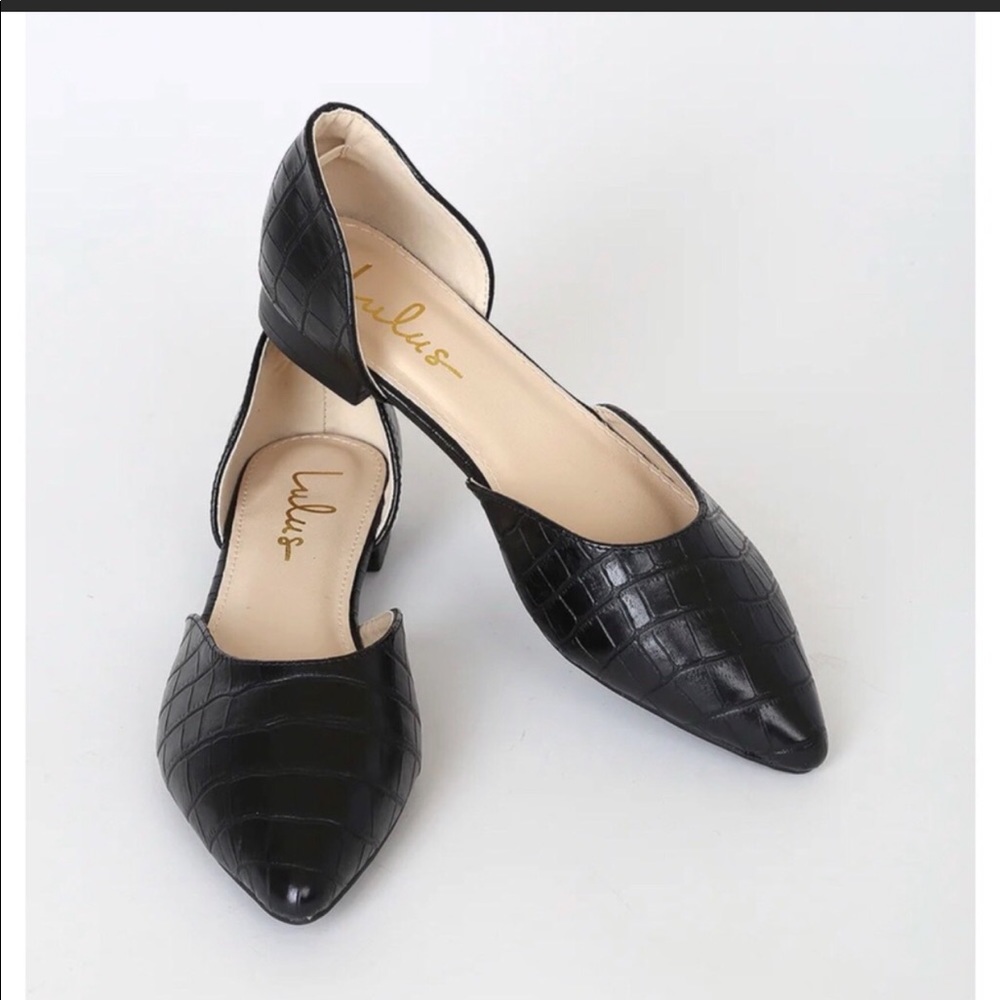 Lulu’s Cecee Black Crocodile leather flats